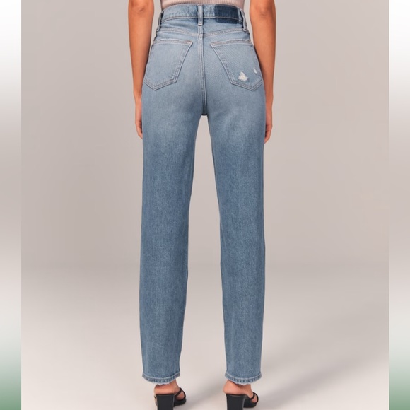 Abercrombie & Fitch - Ultra High Rise 90s Straight Jeans - 30 Short - Picture 4 of 4